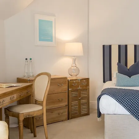 The Old Quay House 4*