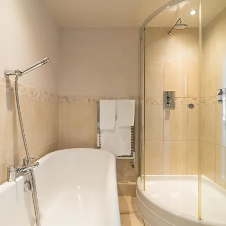 Otel The Old Quay House 4*