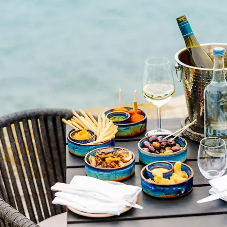 The Old Quay House 4*